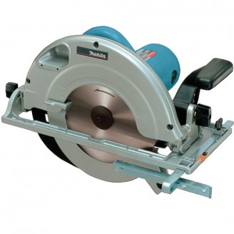 Ручная дисковая пила 5903R Makita
